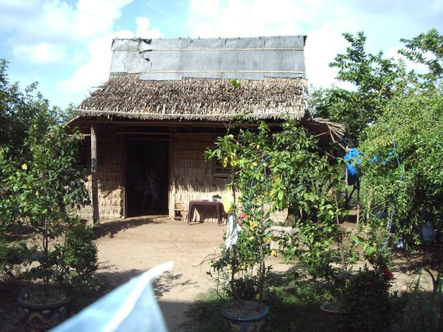 08272004-00-1.jpg