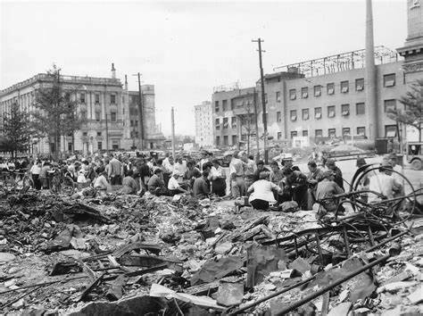 [Photo] Tokyo, Japan in ruins, Oct 1945 | World War II Database