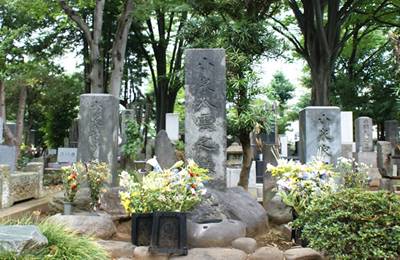 http://nichirei-ohaka.jp/wp-content/uploads/2015/11/koizumi-yakumo003.jpg