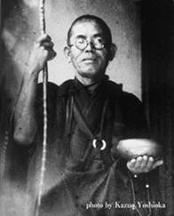 http://terebess.hu/english/haiku/santoka23.jpg