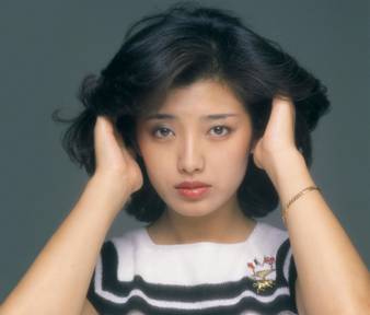 Momoe Yamaguchi bei Amazon Music