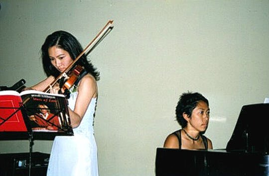 DH2002_WW701.jpg